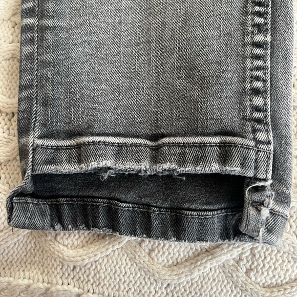 Zara Designer, Gray, Distressed Jeans Women’s Size 10 - Picture 16 of 16